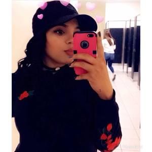 Meet your Posher, Rita